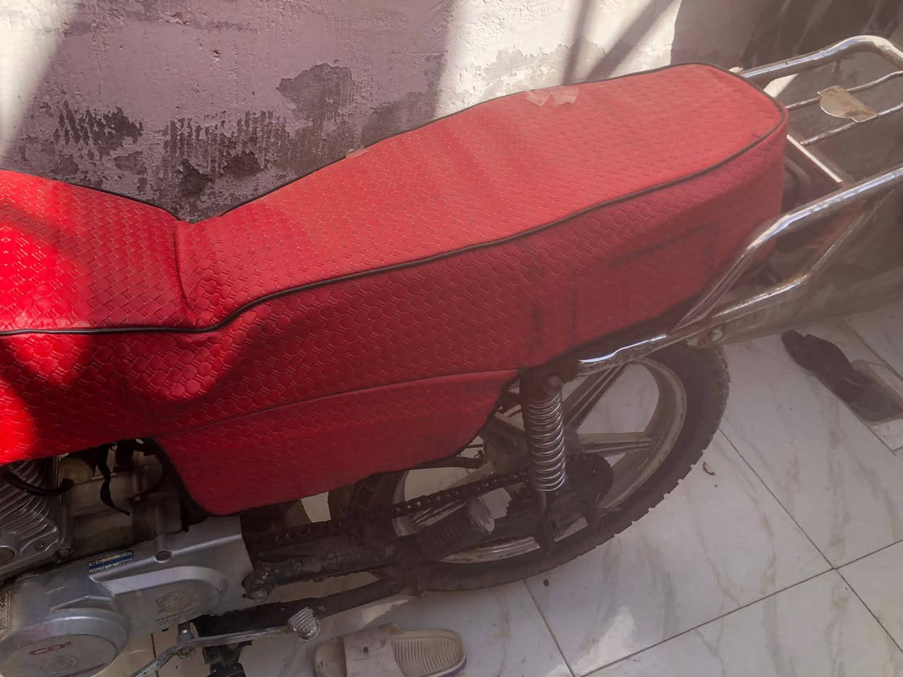 سلام عليكم دراجة إيرانية موديل 2021 بيها تبخير. وبنجر  وشاشة عطلانة  قيم بل يرضى بي الله. وتعال اخذها عنوان سبع قصور شارع ابو احمد  رقم *********** موجود وتساب
