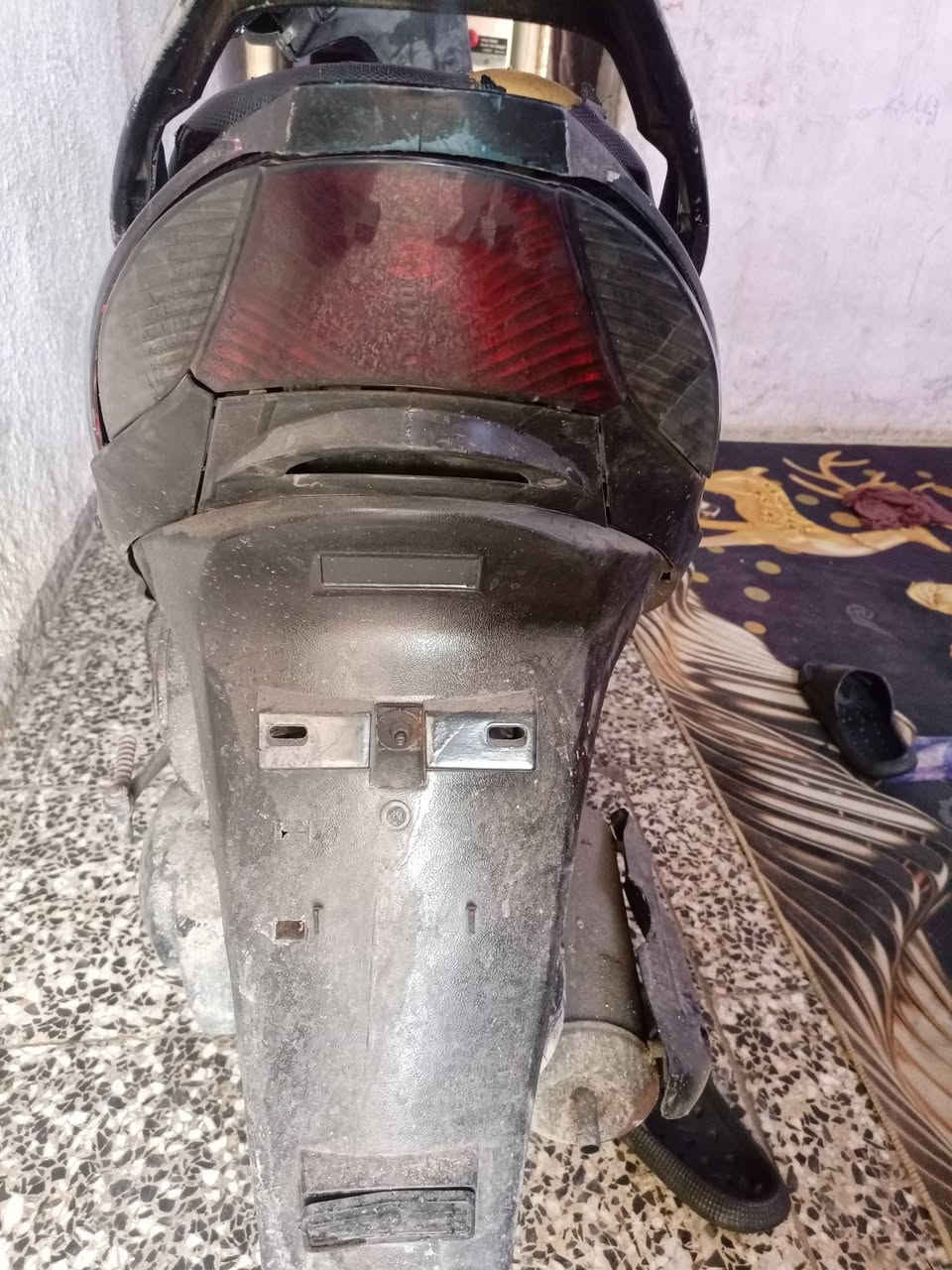 للبيع ماكس 140  شغالة ب 175 بس برغي صالنصة طاك مكاني مدينة الصدر *********** هندر واحد
