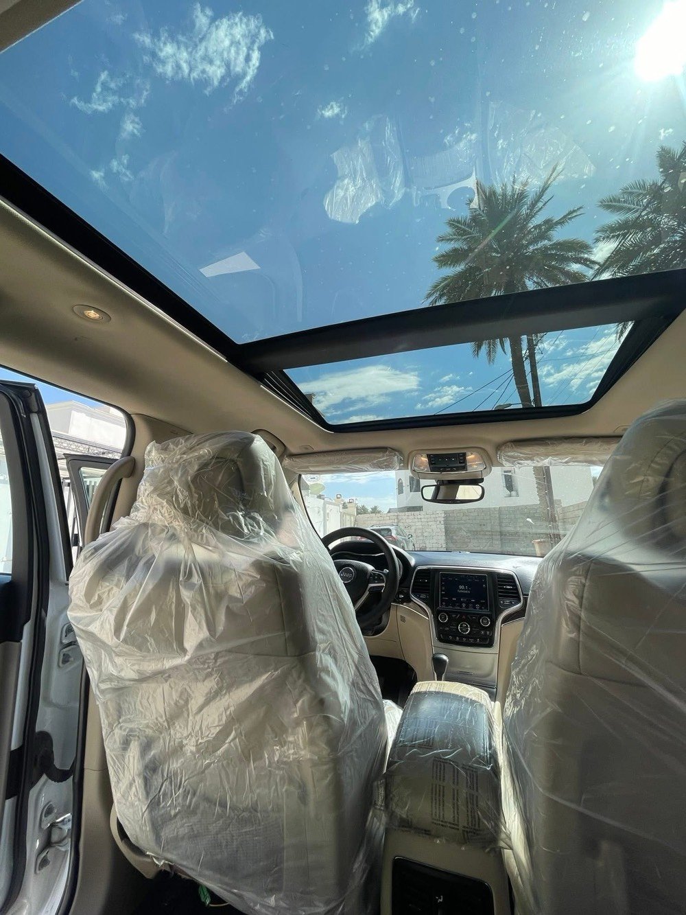 الموديل : 2017 .

المحرك : V6.  3.6L . 



العداد : 101 mil



مكفولة بدون قطرة صبغ بدون تعديل بدون تبديل فقط رصعه بالباب الخلفي وعلى وضعها 



مواصفات



بصمه تشغيل 



بصمه ابواب



تشغيل عن بعد 



اشاير المري



صندوق كهرباء



رادار جانبي وخلفي



زراك لايت امامي



توقف ذاتي 



كشنات جلد لون بيجي 



كشنات تدفئ تبريد 



كشنات كهربائي



كشنات خزن ميموري 



شاشه كبيره +كامره دواره



 فتحة قطعتين



ستيرن قفل عند الاطفاء تحكم جهتين



شفتات ستيرن +نضام سبورت +ايكو



ستيرن كهربائي



ستيرن تبريد وتدفئة



تبريد قطعتين 



رقم اربيل بأسمي تحويل نفس اليوم



سنوية جديده هزة وبراد جديده



كير ومحرك مكفولات



مكان السياره ( طوز خورماتو - كركوك )



السعر (235)



رقم الهاتف : ***********
