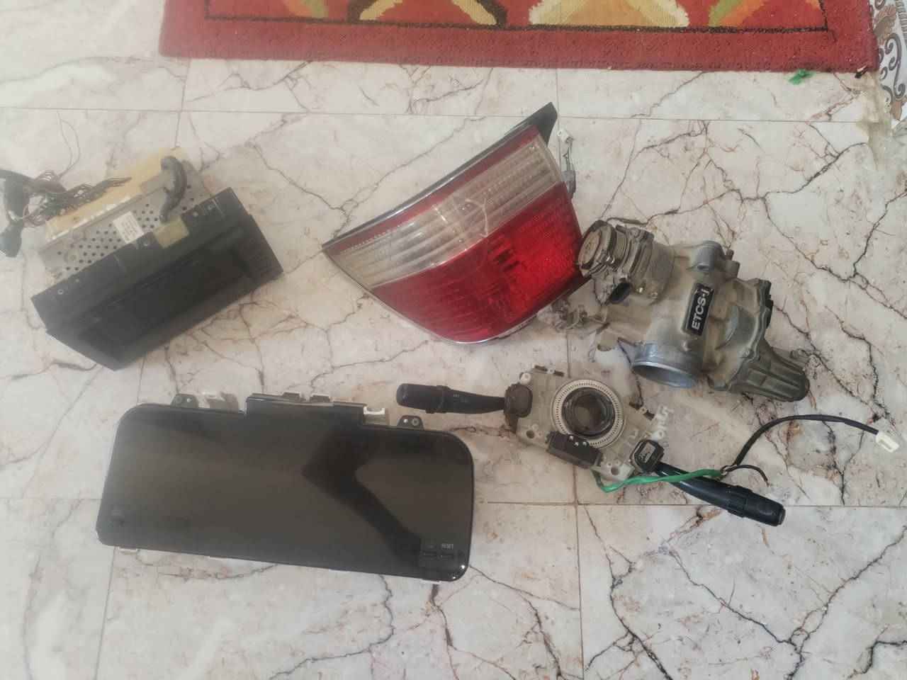 غراض راس الثور للبيع مستعملات شغالات كلمن وسعره مكان الغراف  
تواصل ع الرقم غير موجود على النت 
***********
