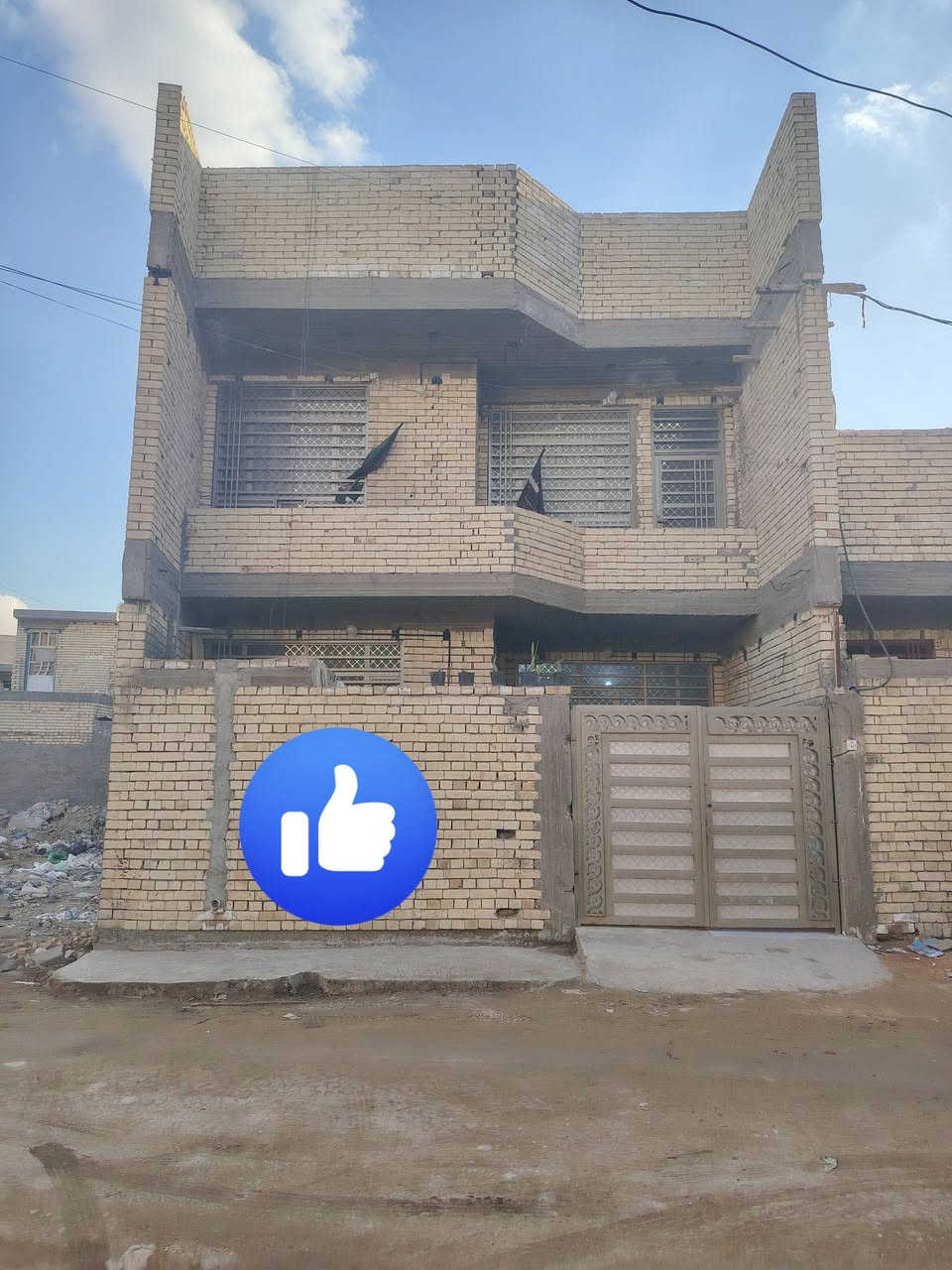 *********** بيت المساحه 180 باثنين على ثمانيه سعر خاص
