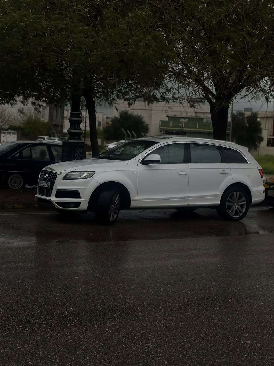 السلام عليكم
للبيع او مراوسه بسياره 
اودي Q7 S-line Quattro 2012 فول مواصفات ١/١
------------------------------------
سعر 125 ورقة 
—————————————————
محرك سته سلندر  بنزين 
------------------------------------
سيارة حيل حلوة للامانه جديدة ماشالله
كلين بدون حادث
----------------------------------------
مواصفات كلش هوايه
{ 5 بصمة - دبل پانوراما - رادار - ثلاث بردات بلاد - داخل بيجي - صندوق كهرباء - ٣ پردة - ماوس - ٧ راكب - كشنات تدفئة و تبريد - كشنات جلد - كشن و ستيرن كهربا و خزن - سيدي بوكس - تبريد مركزي - كامرة خلفية - حساس خلفي و امامي - لايت ليد - ڤوليوم - تحديد سرعة - وبعد هواي كلش مواصفات متخلص
رقم وسنويه جديد تحويل وغرامات
مكان السياره كركوك


**إذا كنت صاحب هذا الإعلان وتريد حذفه لأي سبب، رجاءا أرسل رسالة إلى الدعم الفني**