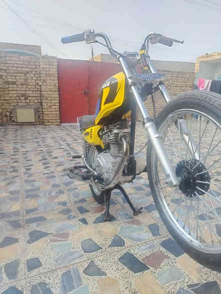 دراجه للبيع شاصي شلامجه أوراق تحويل مباشر دراجه نضيفه خير من الله مكاني ميسان قضاء كميت شراي خاص رقم ***********
