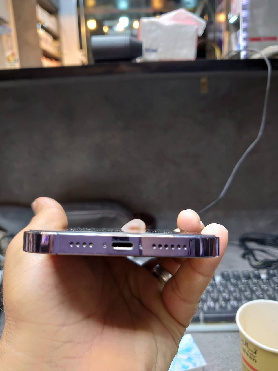 السلام عليكم 
ايفون 14 برو ماكس ZA
دبل خط مكفول الجهاز نضافة 100/100 
بطارية 85 ذاكرة 256


**إذا كنت صاحب هذا الإعلان وتريد حذفه لأي سبب، رجاءا أرسل رسالة إلى الدعم الفني**