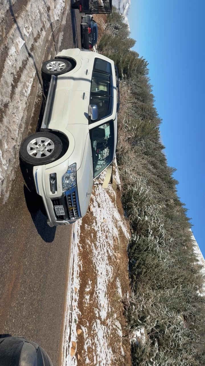 سلام عليكم باجيرو موديل 2011سيارة جديدة فول مواصفات حبتور لون صدفي مكفولة لاظربة ولا صبغ سنوية بسمي محدثة بيدي مال موديل 2020 وشاشة محدثة السيارة بدون ظربة ولا صبغ التحديث لجمالية فقط مكينة وكير مكفولاة صدر جديد خافي امامي التبريد ثلج وماكو حماوة  كاملة مكملة متصرف عليهة ربع وكلشي شغال بيهة وعلابلاد ماشية 147/ وقابلة لزيادة ميحتاج اكتب المواصفات الحبتور معروف فول فول الشراي يتصل ويدلل مكاني بغداد الراشدية التصال ع *********** السعر 168وبيهة مجال قليل
