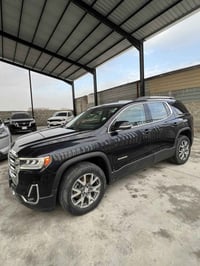 GMC ACADIA SLT 2021  جاملغ و باب سايق سبغ بدون دواخل $23000 مجال  0770...