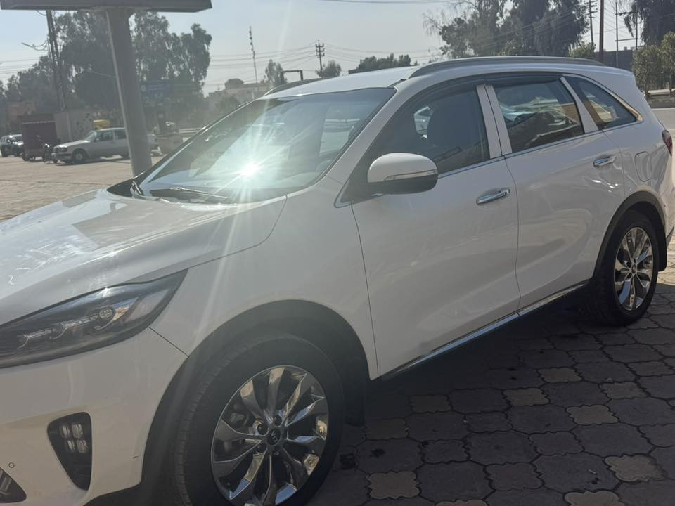 سورنتو ٢٠٢٠ خليجي ٦ سلندر سيارة ماشية ٩٣ الف 
سيارة نضيفة كلش بيهة بارد كلش صغير وباقي مكفول 
مكان سياره بعقوبة القدس التصال ***********
