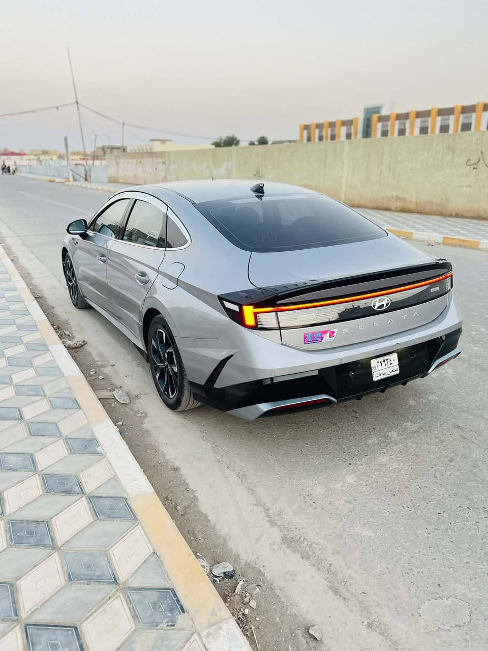 بسم الله الرحمن الرحيم السلام عليكم سوناتا 25 وارد كوري خط واحد غاز مقفوله كفالهه ماشيه 41 بحاله الشركه ومن حقك اي محافظه رقم  ***********  السعر 186 وبيها مجال قليل للشراي الحقيقي
