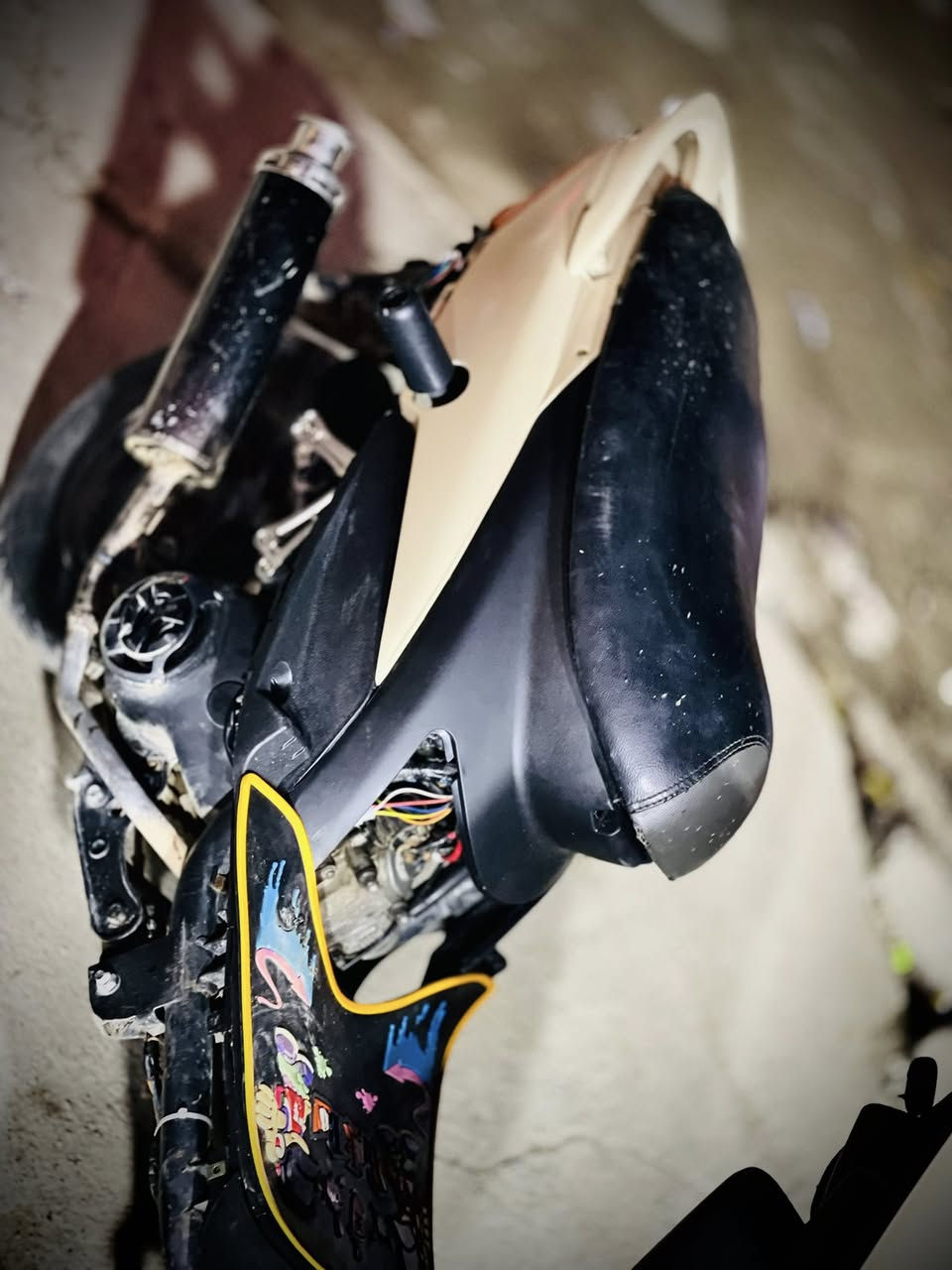 سلام عليكم دراجة ماكس عدلة بوشة قويه 55 شغل جديد متوفر وتساب ***********
