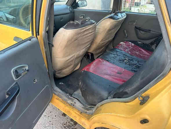 السلام عليكم بيع مستعجل سايبه مديل ١٢ بسمي سنويه تحويل ثاني يوم سياره جاهزه وكل نقص مابيهه كير مكينه بشرط هيئه مصفره السعر ٢٥ العنوان بغداد حي البتول او الرئاسه العبيدي ***********
