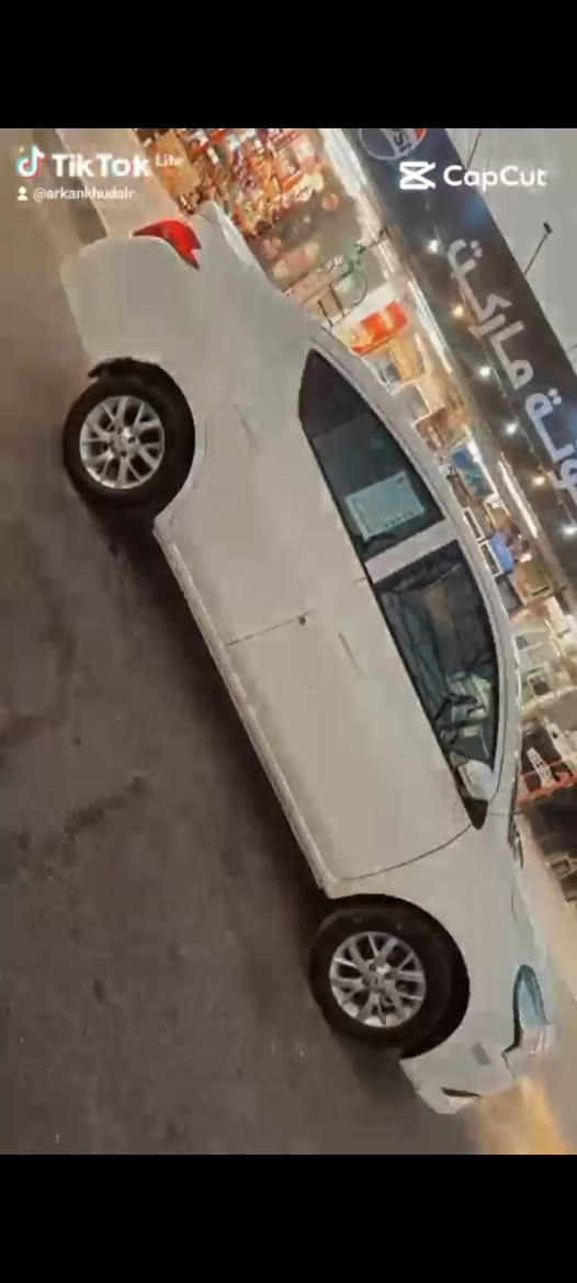 السلام عليكم ورحمه الله 
             البيع 
نوع . نيسان سني
ماشيه 40 الف 
 الموديل.  2025
السعر السعر السعر 128 
ويل كب 
الرقم . بغداد انكليزي
مواصفاته . 4 جان كهرباء .
تحكم ستيرن.. أشاير بل مري .. شاشه شكل لكزز + دمام .. منضومة زنون عالي ناصي فول .. ....سياره كفاله عامه من كلشي من صبغ من بارد وتبديل . عنوانه بغداد السيديه 
***********
