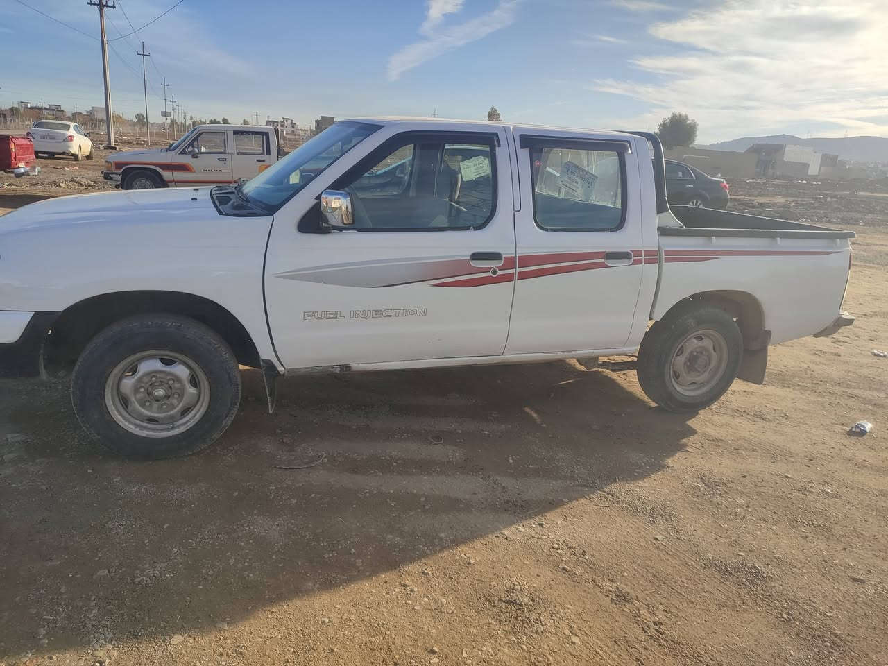 نشان مۆدیل 2003 گێڕو مکینە بە شرتە بێ لیداروی کتابی مزایدای لە گە ڵە مودیل 2003 سعر 52 ورقە شوین چم چە مال ژم ***********  ***********
