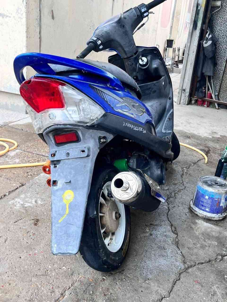 السلام عليكم ماكس عدله لبيع دراجه جاهزه بوشه55نكره كل وقت صالنصه رياضي sc كفرات ختم واحد السعر 475 وبيها مجال مكاني بغداد حي العامل ***********
