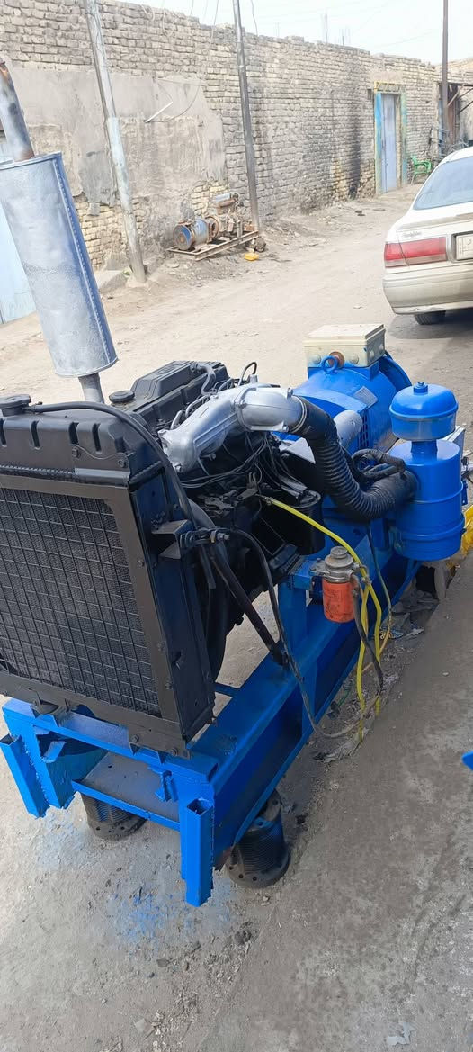 مولد كيه محرك 2700توليد 30كيفي 3 فيزالسعر 13 ورقه مولد شغالة ومكفول لأ تبخير ولا تنقيص مكان بابل حله***********
