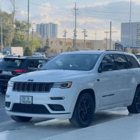 جراند شيروكي ليميتد • ٢٠٢١ • هيمي ٥.٧