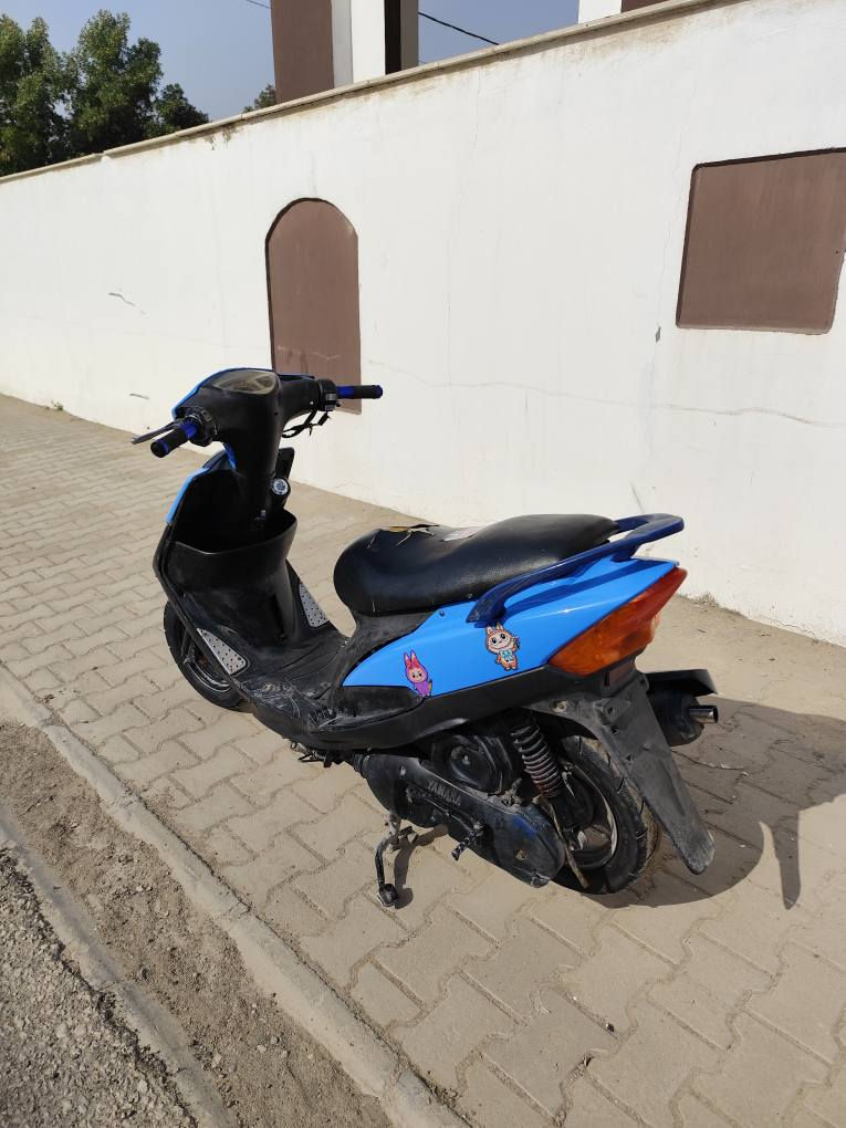 السلام عليكم ماكس عدله للبيع مزوده  بوشه 55  كلجات رياضي صالنصه رياضي اف ام محرك صوت ما تسمعله كهربائيات كلها شغاله سلف هندر سعرها 480و بيها مجال قليل مكان نجف*********** النجف, العراق
