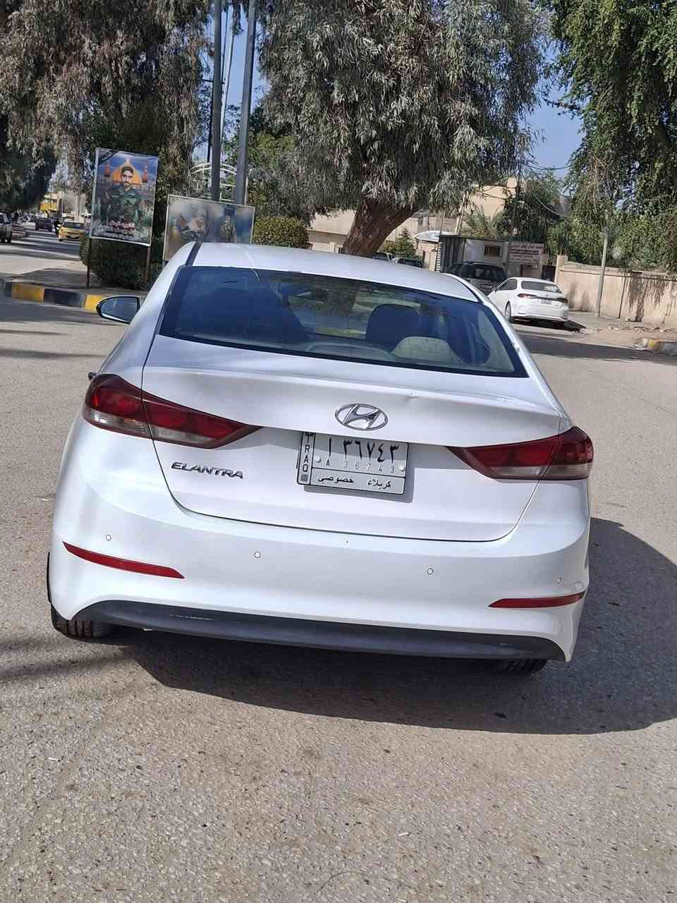 الانتر 17للبيع سياره ماشيه 300فول موصفات فتحه سقف تبريد قطعتين داخل صاج يدات نيكل تحكم استيرن حساسات خلفي ماعده البصمه حادث كما موضح بصوره تبديل ماكو تخم تاير جديد كير مكينه نضيفات السعر ع رقم ***********واتساب موجود
