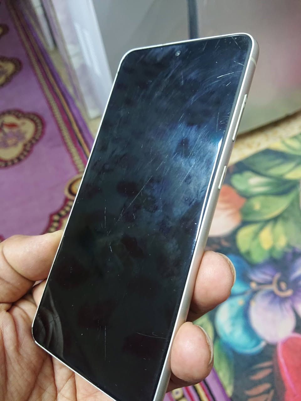 سامسونگ اس 21 الذاكره 256 العشوائي 8 +8 الشاشة داينمك امولد x2 الصوت ستريو عالي آخر تحديث الأندرويد 16الجهاز بلادي ضمان فقط شخوط بصيطه بالشاشة السعر 225 قفل ثابت العنوان بغداد الشعب الرقم *********** موجود واتساب توصيل موجود
