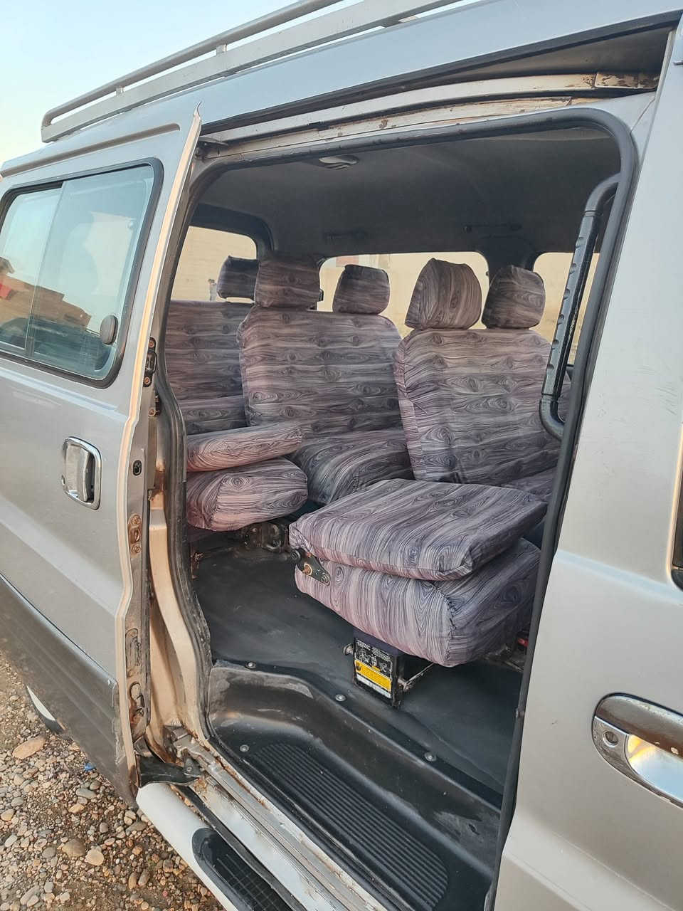 السلام عليكم استاريكس للبيع 2007 شرط التحويل وشرط المحرك والكير والاكسل مصفرة هيئة وغرامات رقم الهاتف ***********/*********** مكاني الموصل الرشيدية
