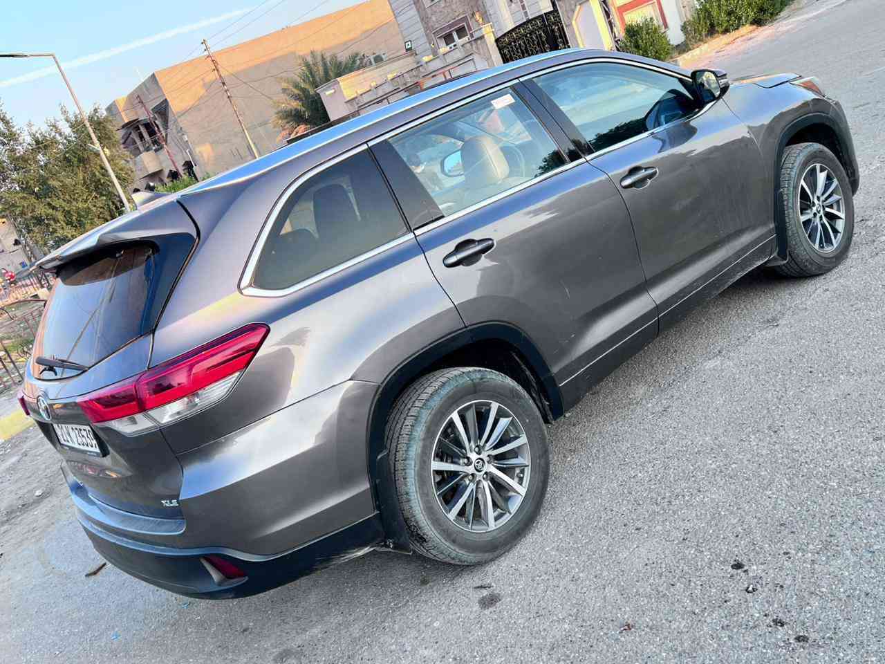 سلام عليكم بيع او مراوس سياره هايلندر موديل 2017 كندي فول 1/1 سياره خير من الله ماناقصها اي شي والشراي يخابرني مكاني كركوك***********
