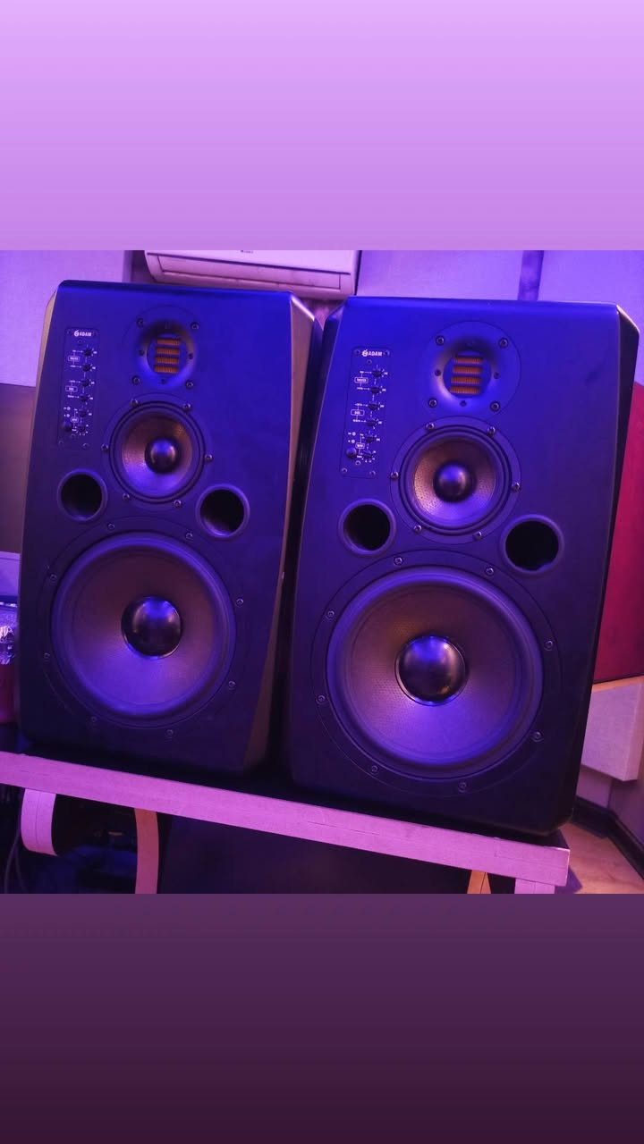 مونيترات ستوديو ادم s3v


**إذا كنت صاحب هذا الإعلان وتريد حذفه لأي سبب، رجاءا أرسل رسالة إلى الدعم الفني**