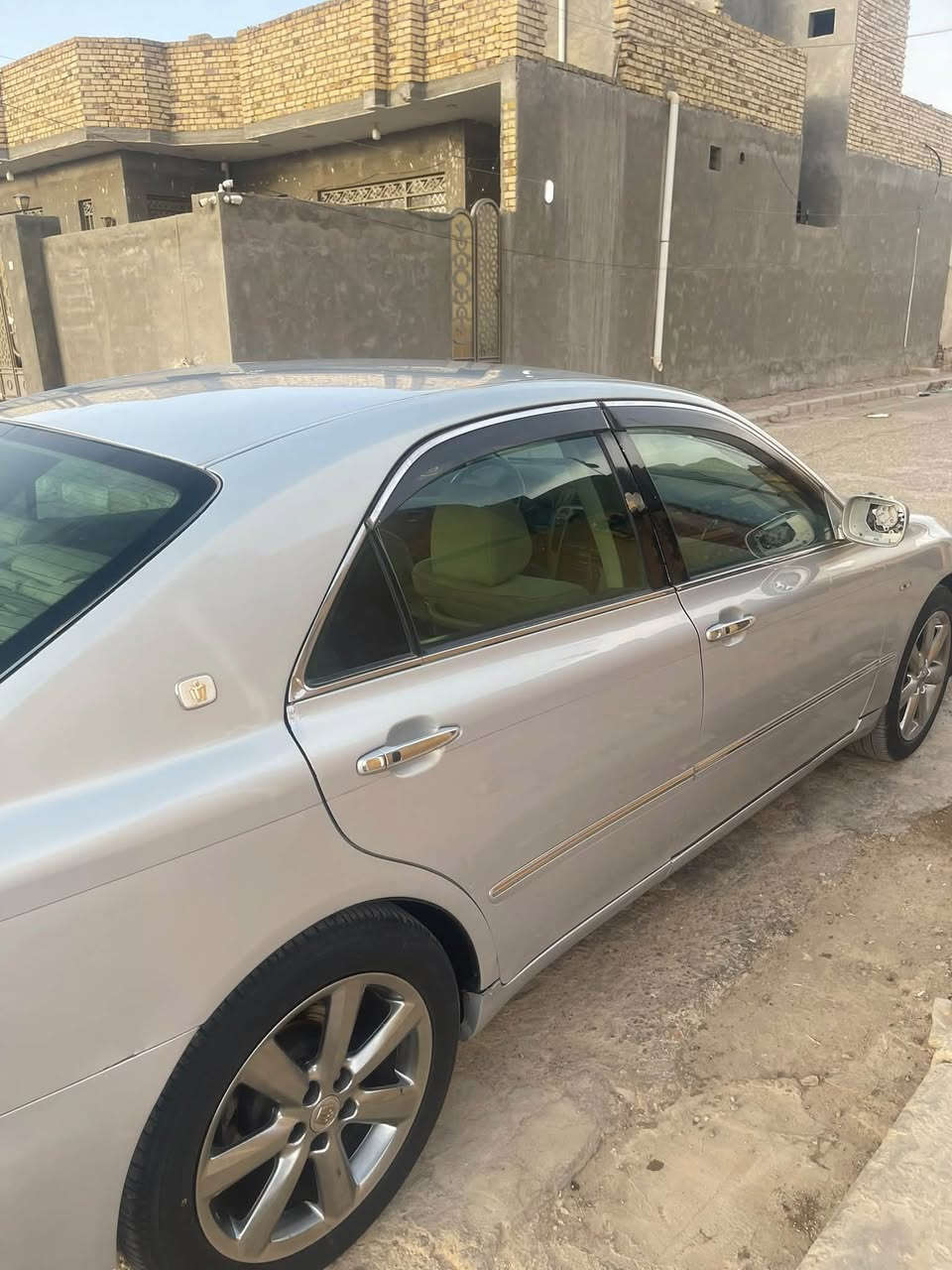 للبيع شاهينه بيه ارقام فقط السياره بيع او مراوس
بيه كص جنطه بصمه سوده
مواصفات السياره 
2 دكم
كشنات كهرباء كلهن 
6بصمات
 إشارة ترحيب عنده الاقتراب 
كير 6 نمر
 مثبت سرعه 
 كشنات كهربائيه
شاشه
 مكان السياره ميسان العمارة
السعر 34 وبيها مجال
للإستفسار ***********

