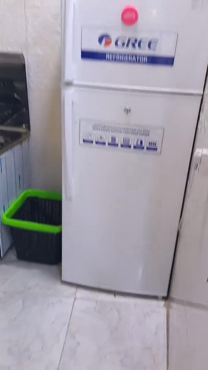 شقه مؤثثه طابق ارضي للايجار بدون دلال الاعظمية شارع عمر مقابل أسواق الباخرة تحتوي على غرفتين وصاله ومطبخ مستقل وترك ومنور أمامي اجار 750 مقدمه ثلاث شهور تفاصيل أكثر اتصل على الرقم ***********
