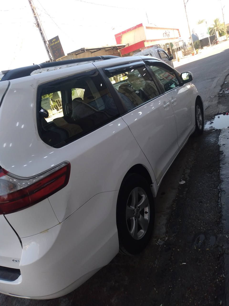 تويوتا سينا موديل ٢٠١٧ رقم اربيل اجره فئه LE للبيع ..للإستفسار اتصل
***********
