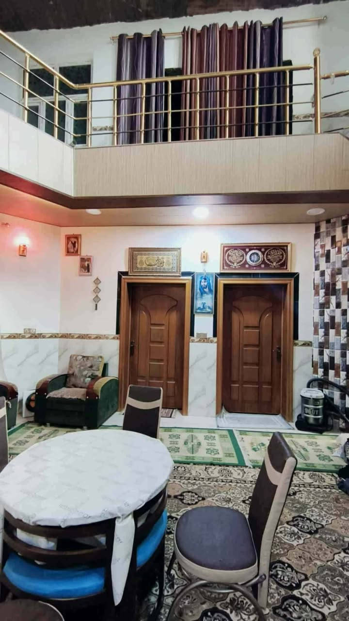 السلام عليكم
بيت طابو صرف للبيع مساحة ٢٥٠م ب٦٠٠٠ الجربوعية 
ط١ غرفتين وصالة ومطبخ وبراني وصحيات داخليه وخارجيه 
ط٢ ثلاثة اغرف وصالتين وصحيات سنه البناء ٢٠٢٤ 
السعر ١٨٥ مليون او مراوس بيت بجربوعية اقل من هذآ السعر 
 مطلوب الإسكان ١٧ مليون تسديد بشهر ١٥٠ من ظمن السعر الكلي 
***********
