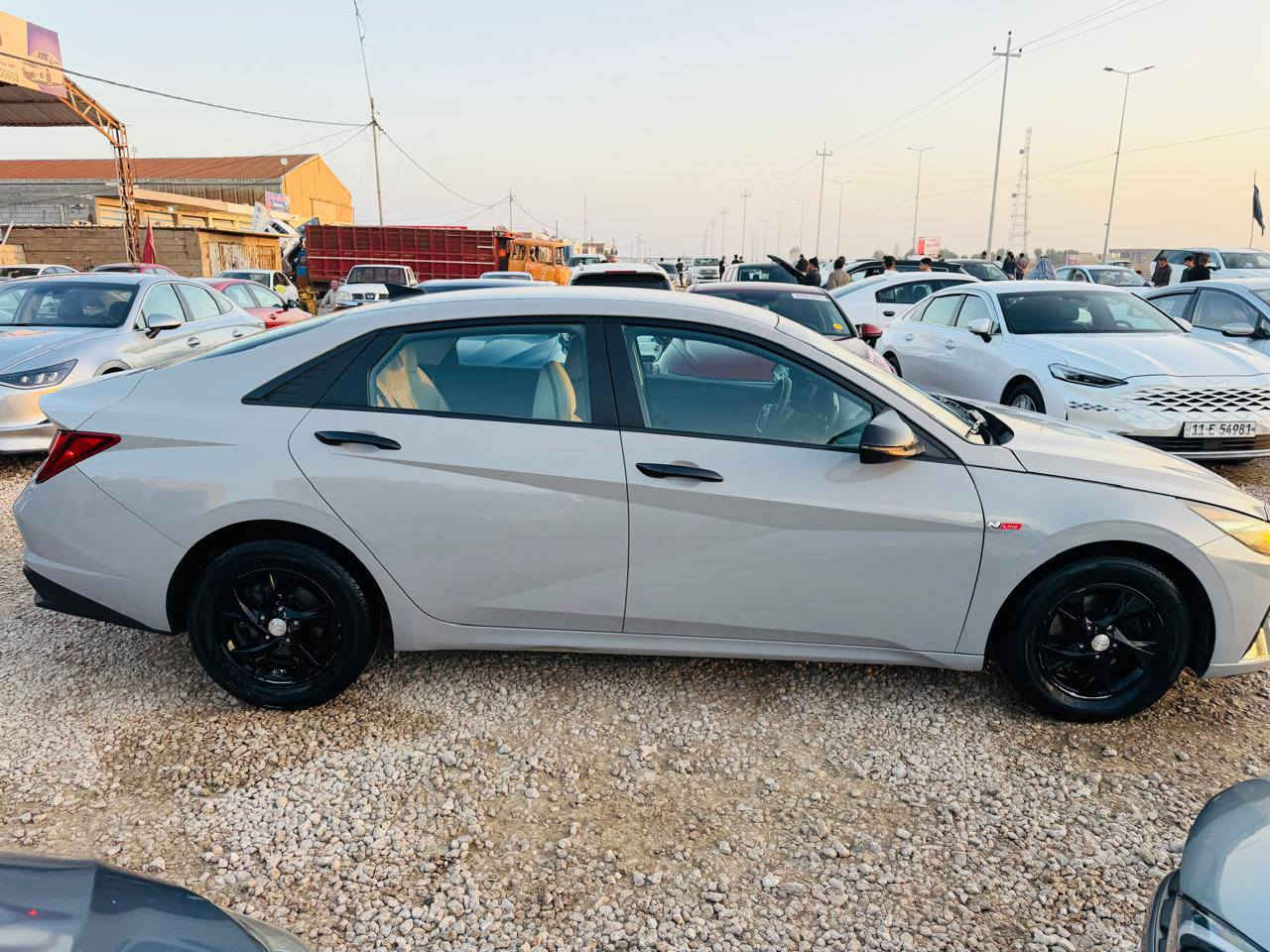 يالله هونداي النترا موديل 2023،حره بسمي نص موصفات بيه تبديل بنيد او جمالغ فقط مكينه 200 دوش كير ايتي موجود معرض الخليج العربي السعر 140اوبيه مجال الستفسار وتساب ***********
