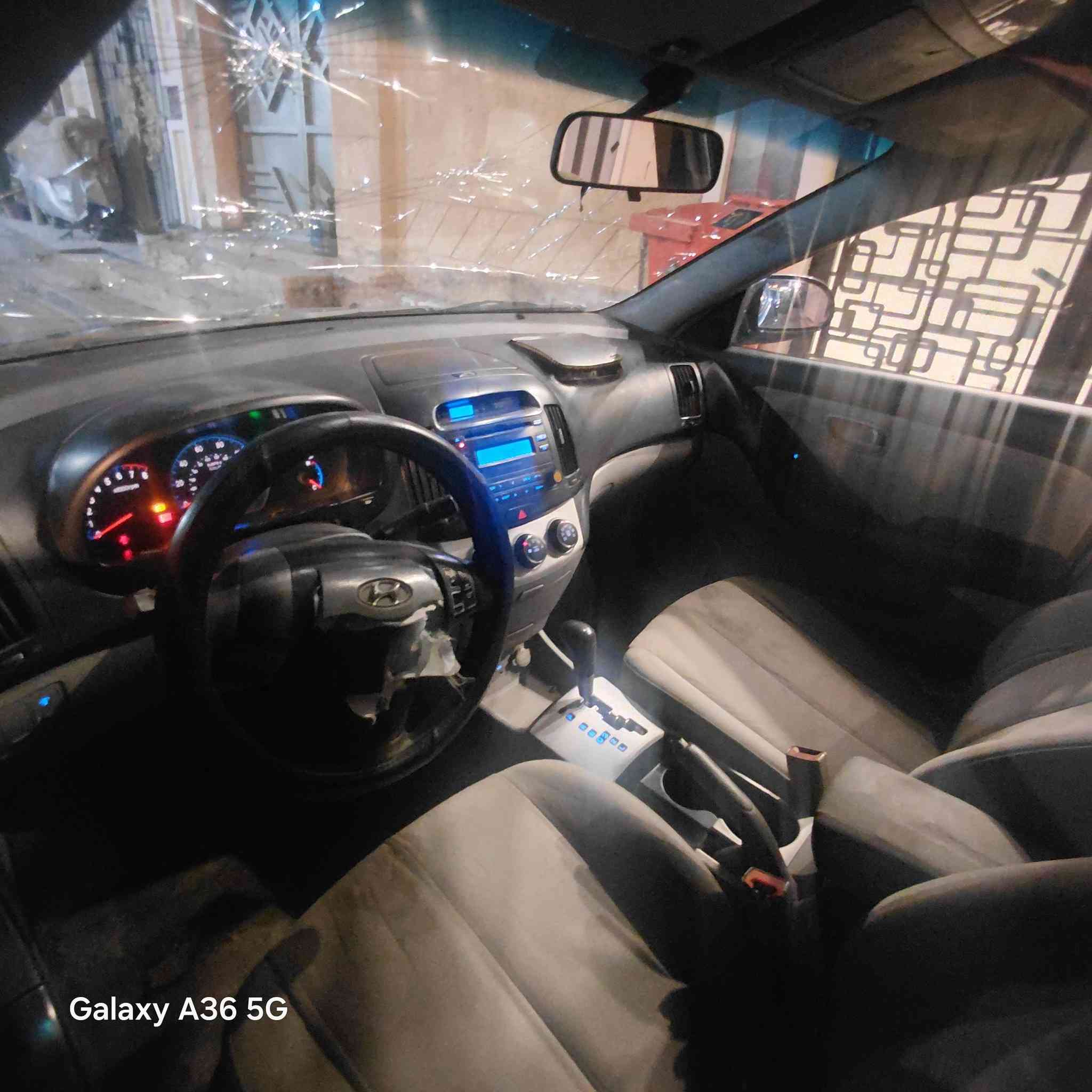 السلام عليكم اللبيع النتره مديل المقدس ٢٠٠٧ كامل سياره  بلادي ما بيه صبغ  سياره جراد   سياره  وراد أمريكي حادث جاملغ خلفي خفيفة وبنيد مبدله نفس الون لاصلي باتري جديده سياره جاهزه رقم بغداد تحويل مباشره سنوية ٢٠٢٩ مكاني بغداد حي الجهاد السعر٧٢ بيه مجال حك جيه  الرقم ***********
