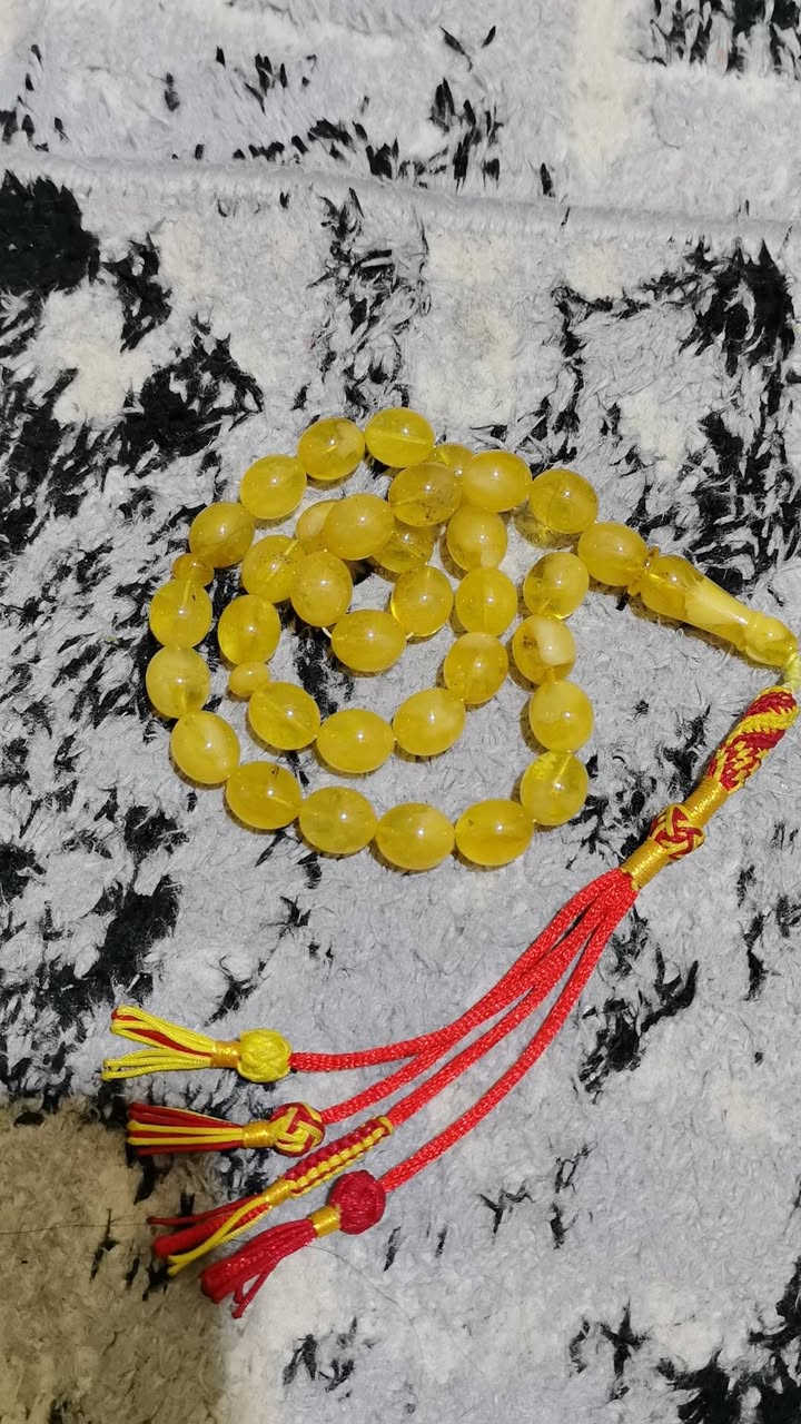 السلام عليكم متاح مسباح مال واحد كهرب حر بولزني قديمة كصه بيض حمام وبالذمه  صافيه بدون شوائب الوزن 49 غرام لحد يكسر بالمال غاليه عليه السعر ب200 الف البصره المشراق القديم ***********

