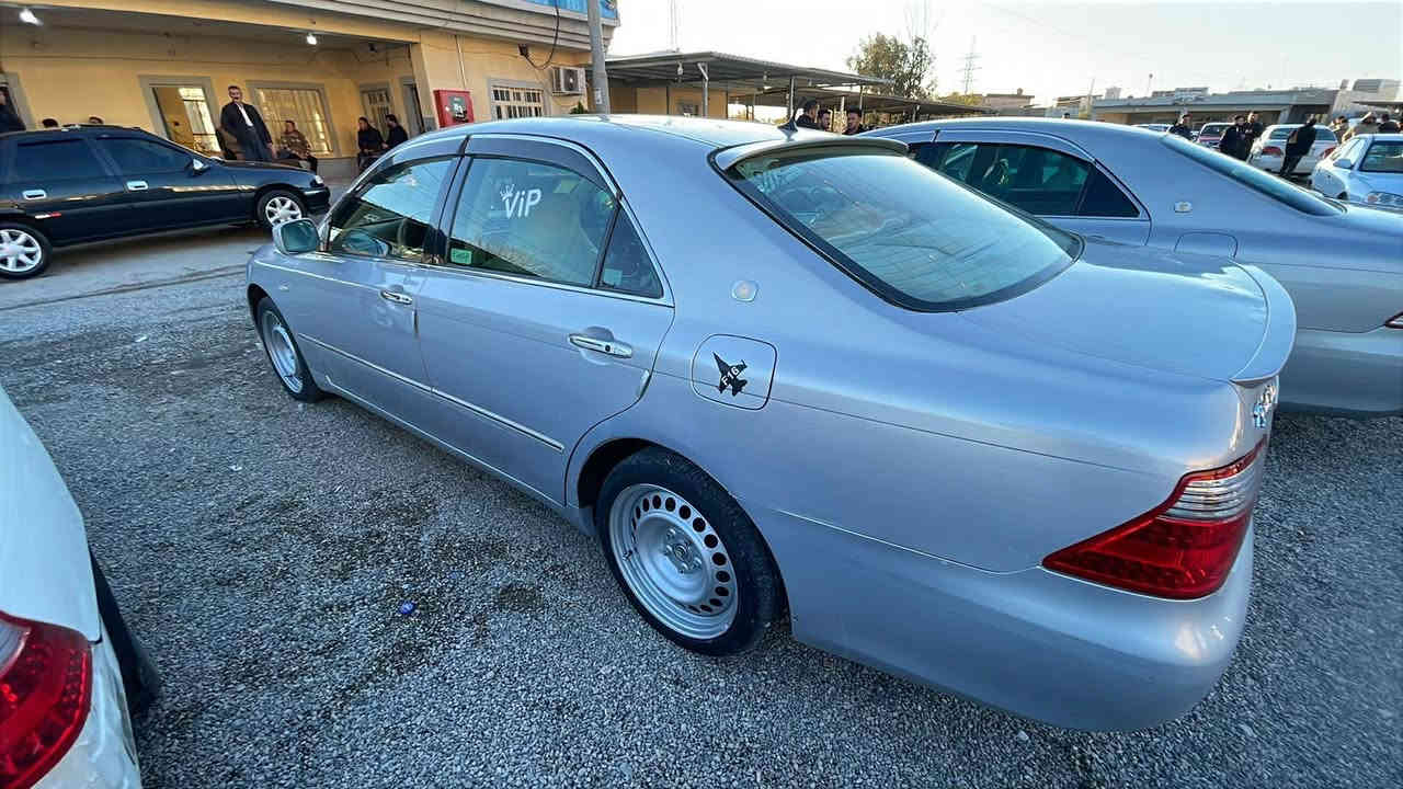 شاهینە (موس)
2007 
182 ی گێڕ گەورە بەشەرتی دووکەڵ بەشەرتی فیتەر چرکەو نوقسانی تیانییە 
ناوزەردی ساج مەلەکی بەسمە ڕەساسی
سکان کارەبای
لایت ناوچەی کوێر
کامێرا
شاشە
مەرکەزی
تەبریت ساردو گەرم
برێکی بەسراوە
بلوتوسی شەریکە
سیستەمی مکەبەرەی زۆر تایبەت
نرخ (65) معامەلەیەکی برایانە
شوێن :ـ سەیدسادق
ژ.م/***********
