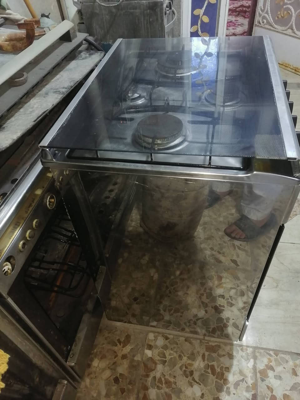 طباخ نوعيته إيطالي ٤مشاعل فرن دكمتين نضيف كلش اوشغال على فحص للبيع


**إذا كنت صاحب هذا الإعلان وتريد حذفه لأي سبب، رجاءا أرسل رسالة إلى الدعم الفني**