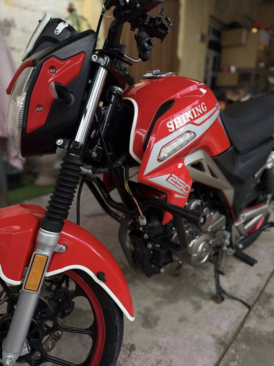 شاينك رقم بسمي دراجة راقية.   ***********
