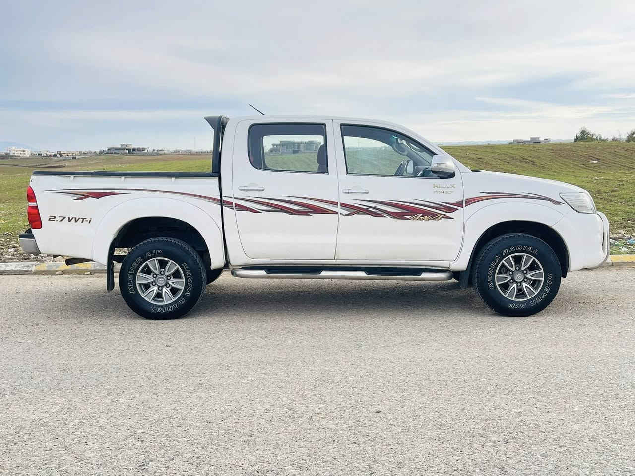 مةرزية  2014  ساغ ساغ دةبل اكسلي سعودي ناوسور أيب ي ايس جوارتايةي لوك  مةكينةي نةكراوة گيرو مةكينةو  أكسل و دةبل أكسلي بةشةرت تةبريد ساردو گةرم مةزبوت سةقف و شانو بونيت بوياخي نية بي دةعم بي ليدران  بي ساردة كوت بةشةرتي ناوي لة حاسيبة نةبي  مالي دوستة
سعري     128  وةرةقة
ژم   ***********
                                        اسيا   ***********   چم جمال
