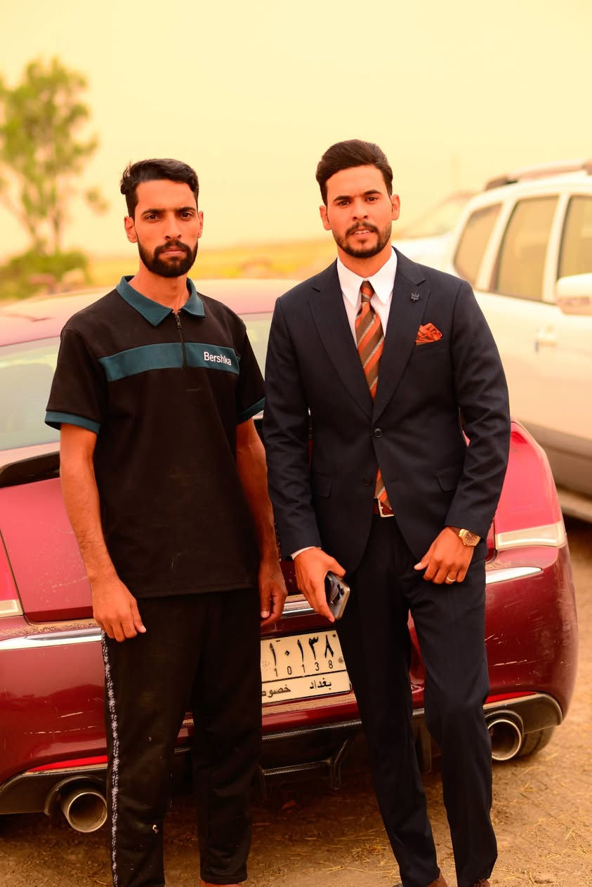 #أفراح_بني_خالد – #بيت_البوصبيح
ألف مبارك #زواج_الأستاذ  متمم الخالدي ، نسأل الله أن يبارك لكم ويجمع بينكم بالمودة والمحبة، ويرزقكم حياة سعيدة مليئة بالخير والبركة.
مبارك عليكم، وعسى دياركم عامرة بالأفراح والمسرات، ودامت المناسبات السعيدة تجمع الأحبة على الخير إن شاء الله.
اياد العبيدي للتصوير كافه المناسبات ***********
