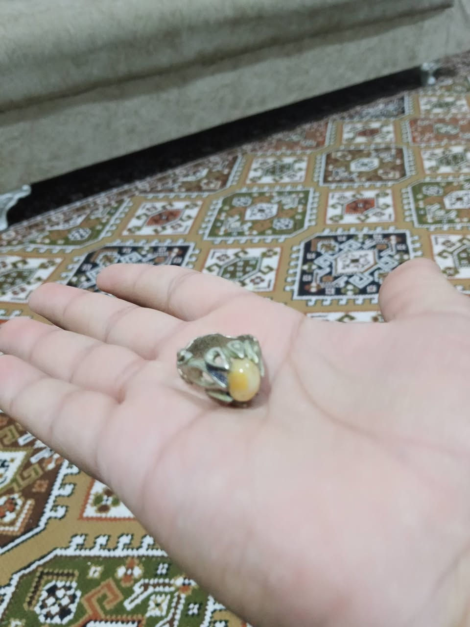 السلام عليكم
احجار كريمه+ محابس فضه 925مختوم 
كلمن و سعره 
***********
