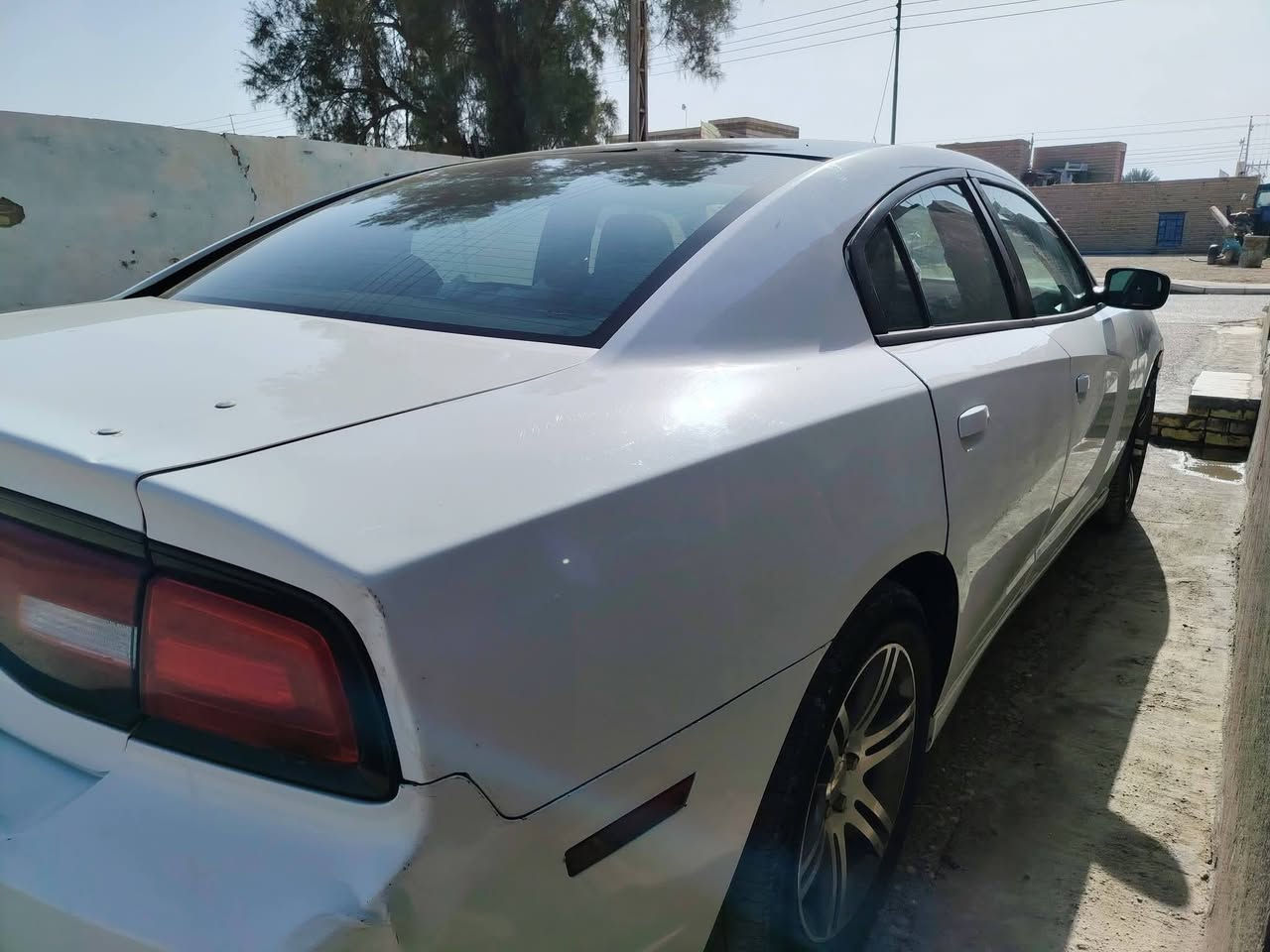 جارجر 14 للبيع رقم اربيل باسمي تريد وكاله تريد تحويل السنويه جديده لحد 30 كير محرك سدر جديد السياره كفاله عامه فقط جملغ الامامي تقسيم مكان السياره ميسان السعر 140وابيها مجال. _***********_
