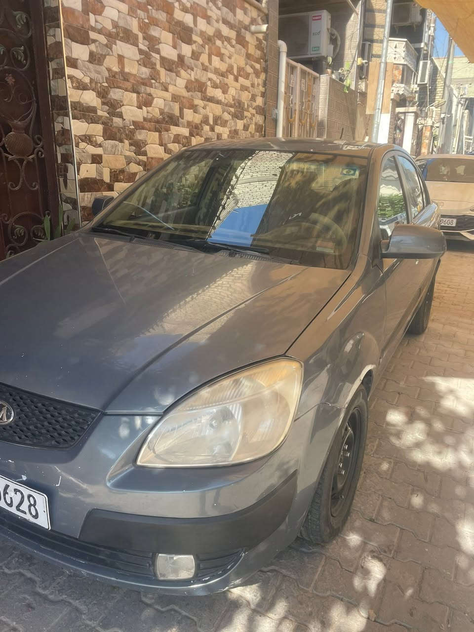 السلام عليكم
كيا ريو 2006 وارد امريكي
رقم بغداد الانكليزي بأسمي
ماشيه 106 تبريد شغال ثلج
المحرك والكير بحاله جيده 
تخم تاير جديد السعر75وبيهه مجال
***********
