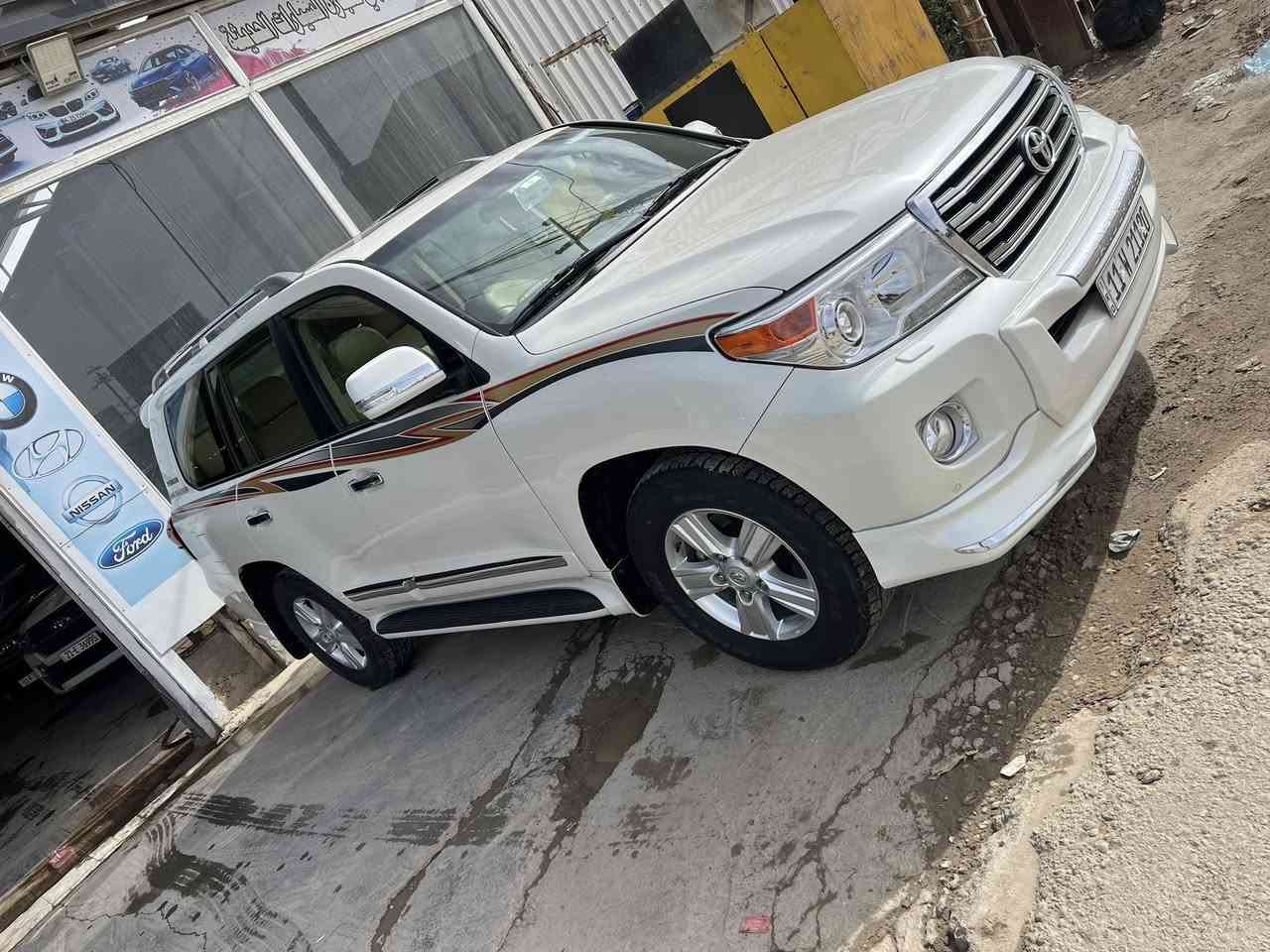 السلام عليكم
🔹 للبيع – تويوتا لاندكروز
▪️ الموديل: 2015
▪️ الرقم: بغداد
▪️ الممشى: 🔴 46 ألف فقط
▪️ الحالة: بحالة الزيرو
▪️ الكفالة: كفالة عامة
▪️ ملاحظة: صبغ دعامية فقط
▪️ المحرك: 6 سلندر – 4000

📍 مكان السيارة: بابل
🟢 السعر: 485$$$

📞 للاستفسار: ***********
