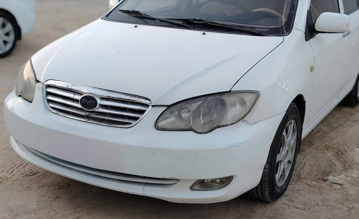 بي واي دي للبيع او المراوس موديل 2011 رقم نجف انكليزي باسمي سنوية جديدة كير ومحرك وتبريد جيد جدا  مشط ستيرن جديد تخم تاير جديد باتري جديد سيارة جاهزة السعر 50 وبيه مجال مكاني نجف 
الاتصال ***********
