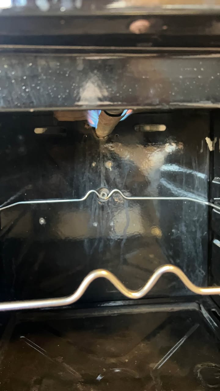 طباخ فرش مصري كله شغال 4عيون وفرن فوك وجوه 
100وبي مجال 
***********واتساب فقط النجف, العراق
