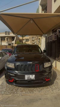 جراند شيروكي SRT • ٢٠١٢ • ٨ سلندر ٦٤٠٠