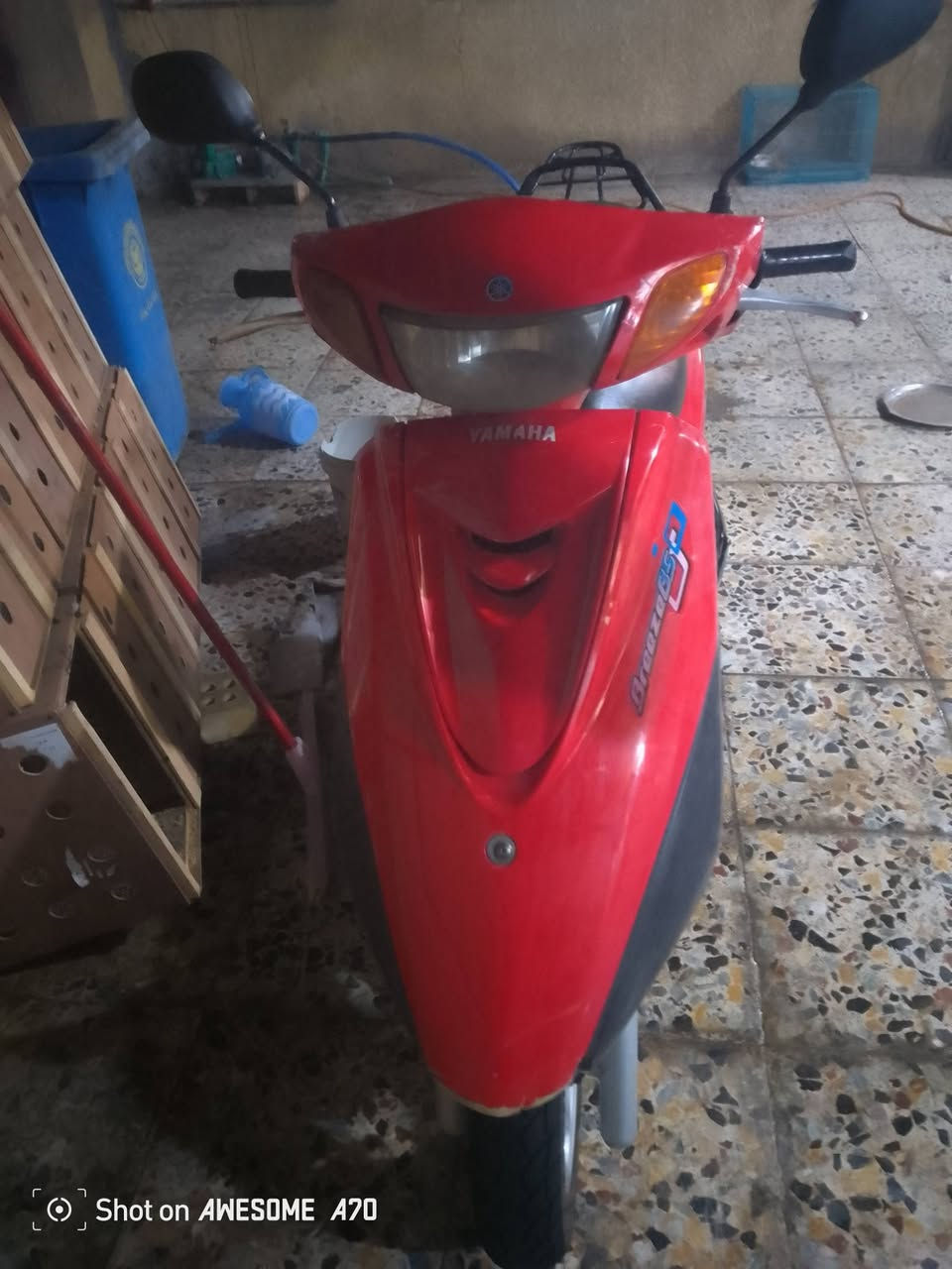 سلام عليكم درجة اكزز كفالة عامة من كلشي درجة اي نقص مابيهة نكرة سلف نوزل خطين السعر مليون ومية درجه خير من الله لون مميز احمر المكان بغداد الجديده اي ستفسار  ***********
