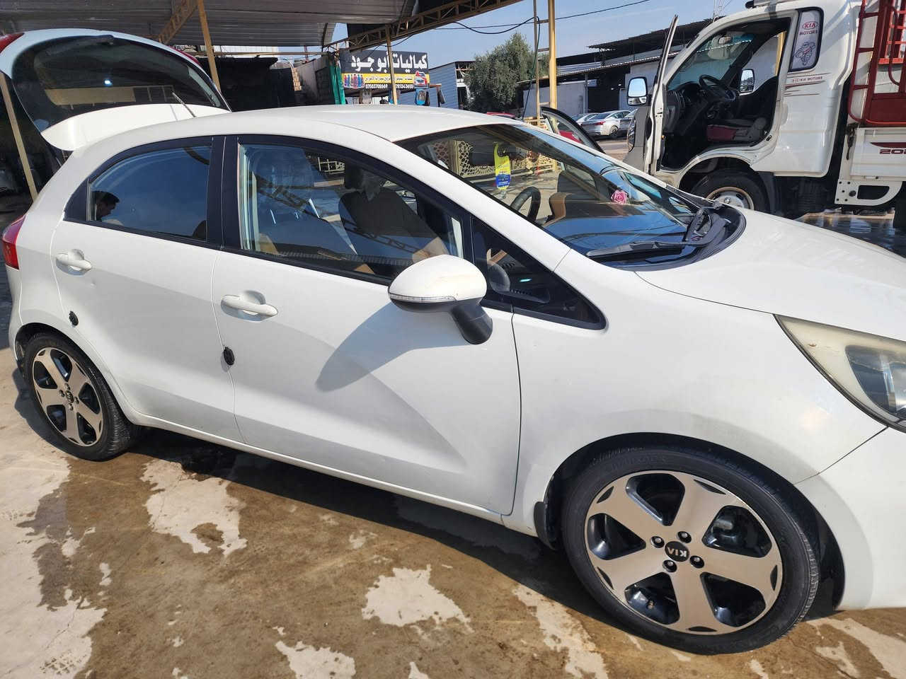 بيع مستعجل  كيا ريو 2013 اوتوماتيك خليجي لون ابيض
كوبون بانزين
(رقم مميز )
مكينه 14
جام كهرباء
كير توماتيك
نظام ايكو
مري كهرباء
تبريد بشرط
تحكم ستيرن
رقم اربيل  ورقم جديد سنويه جديد هزه وفحص
هاجباك
سياره ب اسمي 
بدون صبغ فقط اكو كم مكان بارد
السعر  90.  مكانها موصل. 
***********
***********
للاستفسار واتساب واتصال
