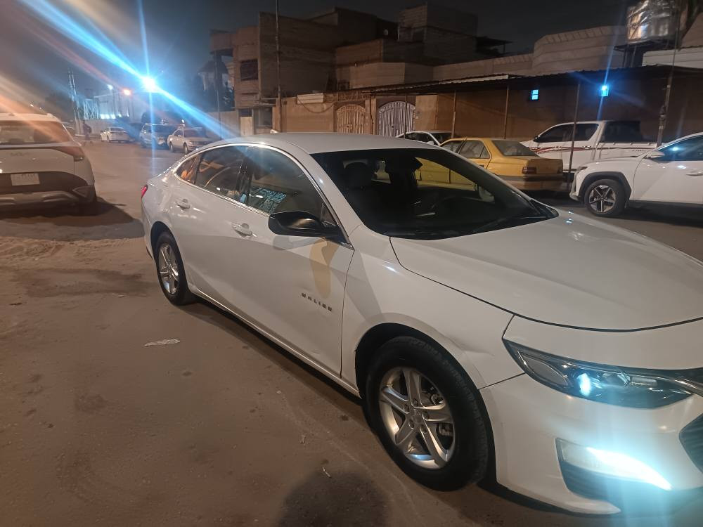 ماليبو مديل ١٩ أمريكي سياره حادث حلوه كلش صار بيه بل عراق صبغ الباب والمدكر خلفي مدكر أمامي اشوي صبغ وبيه طخات تحويل بصره السعر ٩٢ رقمي *********** بغداد, العراق
