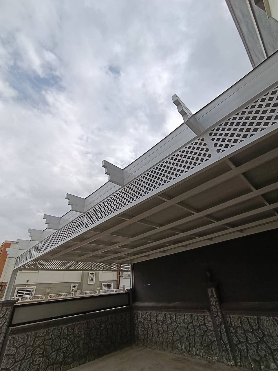 علي حداد في اربيل
لكافة انواع القمريات  و الكتايب 
و ابواب ومحجلات
وقرميط و ديكورات و مخزنات و كرفانات 
وكافه شغل حدادة 
في كافة مجمعات اربيل 
للمزيد من معلومات اتوصلو ع ارقام التالي 
***********   👈 فايبر و اتس اب 
*********** كورك
