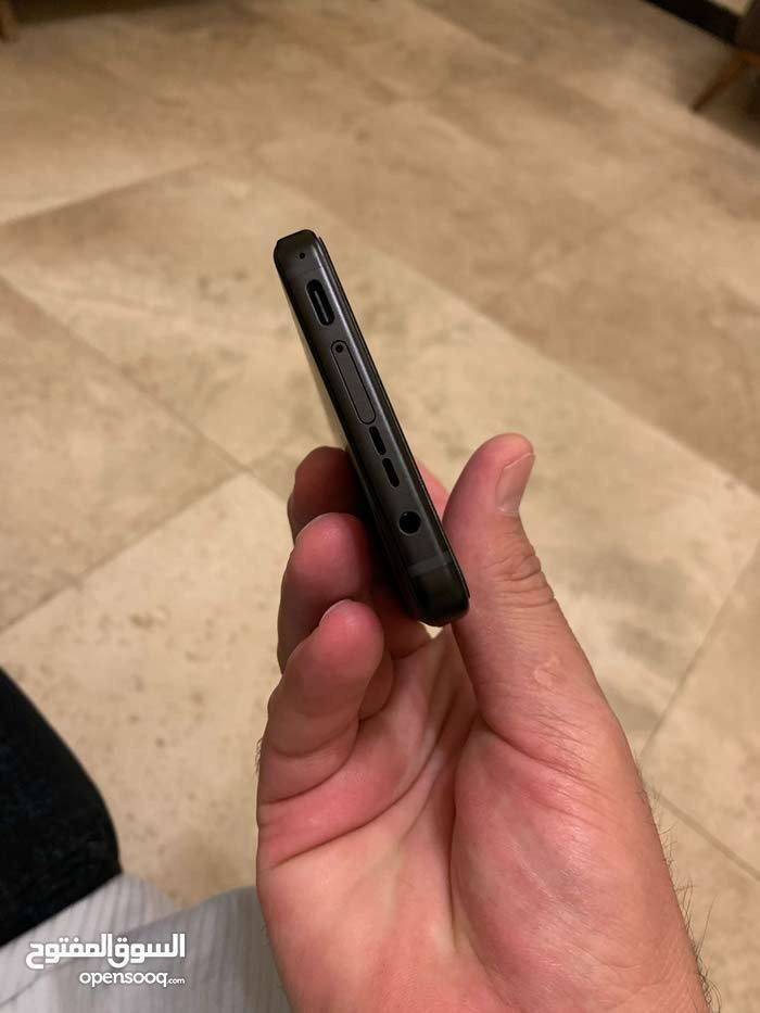 رجاءا اقرة التفاصيل كامله حتى تصير عندك الصورة كامله ومترجع تستفسر بالخاص
السعر للجهاز 800 نهائي الجهاز بي شخوط اصابع فقط الباقي مكفول من تصليح وكسر وفطر نهائي ارخص سعر ب السوك وما عندي توصيل  فقط السعر للحساب 150 غير قابل للتفاوض نهائي الذاكرة 512 معدل التحديث 185 الذاكرة الداخلية 16الجهاز نظيف  والسعر نهائي  يشغل165 فريم اقوى جهاز العاب بالعالم ابحث وشوف يعني 120 فربم بأريحية + حساب ببجي مصروف عليه بي 6 اسلحة كل مسج الموميائات الجديدة و3 قطع متيريال وبدله القبطان وطقم الكرو وبي هواي سكنات المكان النجف الاشرف مجمع الاميرات الرقم ***********
