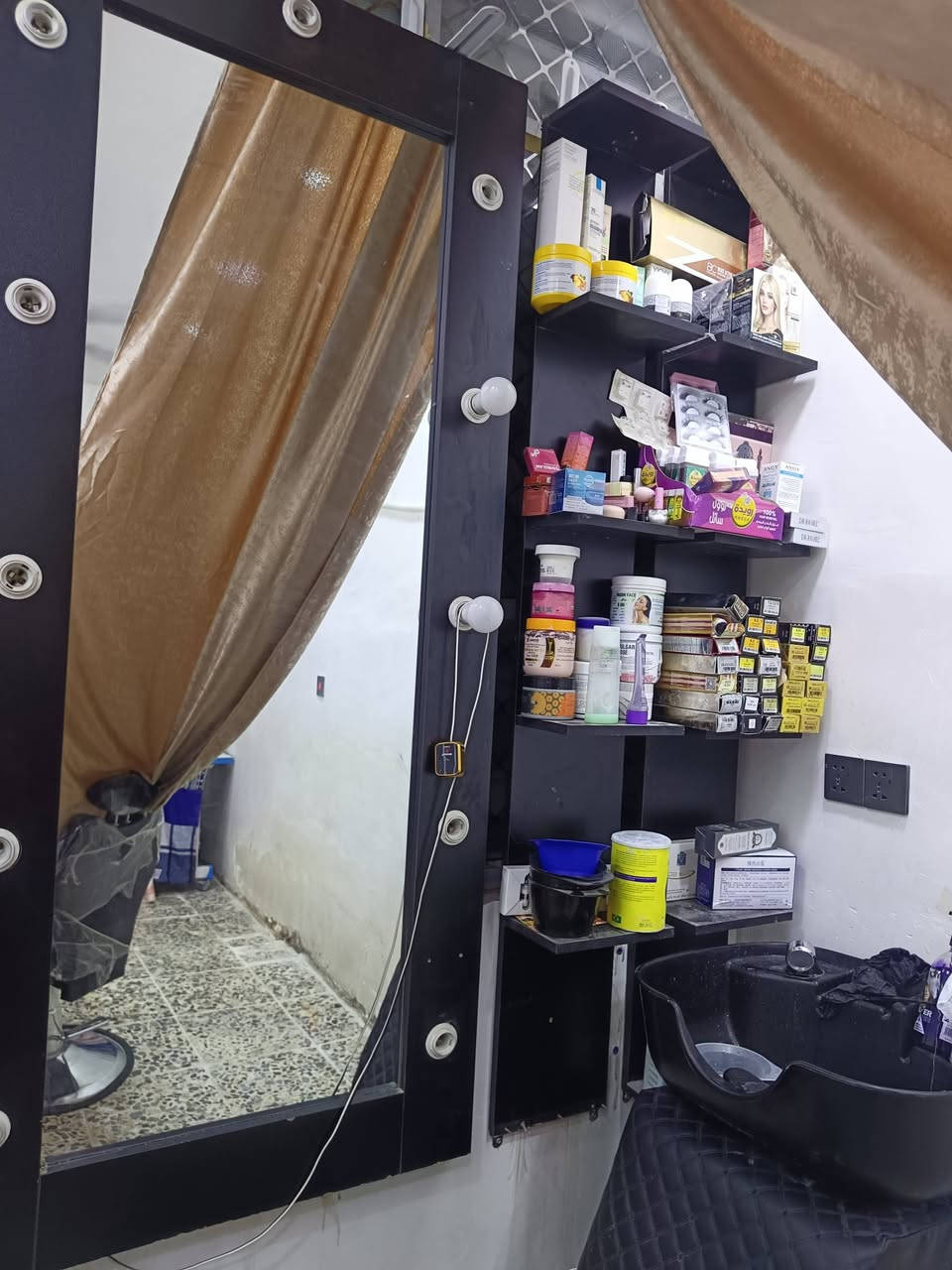 مرايه ورفوف مبرده للبيع المكان مدينه


**إذا كنت صاحب هذا الإعلان وتريد حذفه لأي سبب، رجاءا أرسل رسالة إلى الدعم الفني**